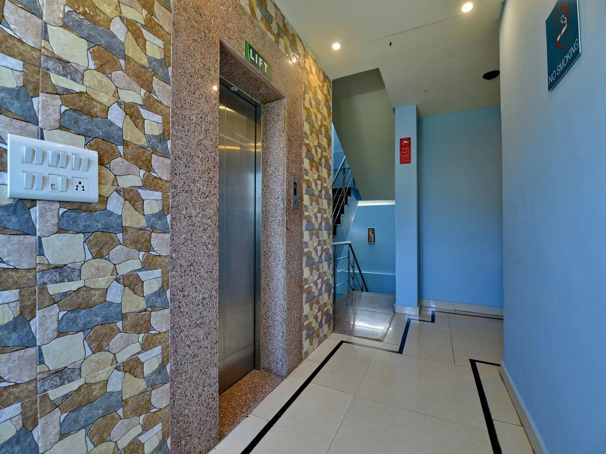 Oyo 2061 Hotel New Holiday Inn Аджмер Экстерьер фото