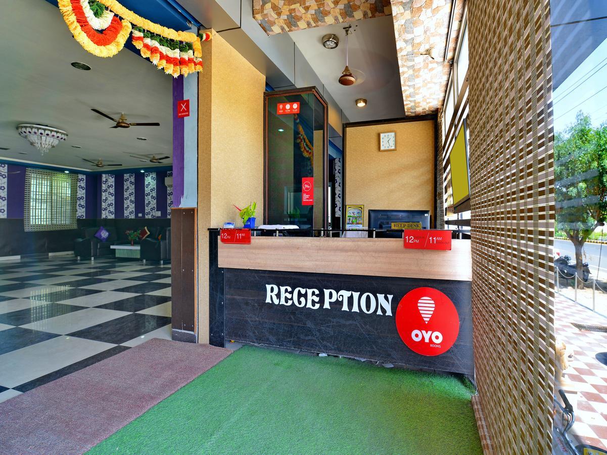 Oyo 2061 Hotel New Holiday Inn Аджмер Экстерьер фото