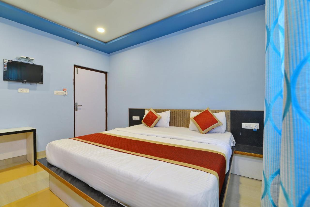 Oyo 2061 Hotel New Holiday Inn Аджмер Экстерьер фото