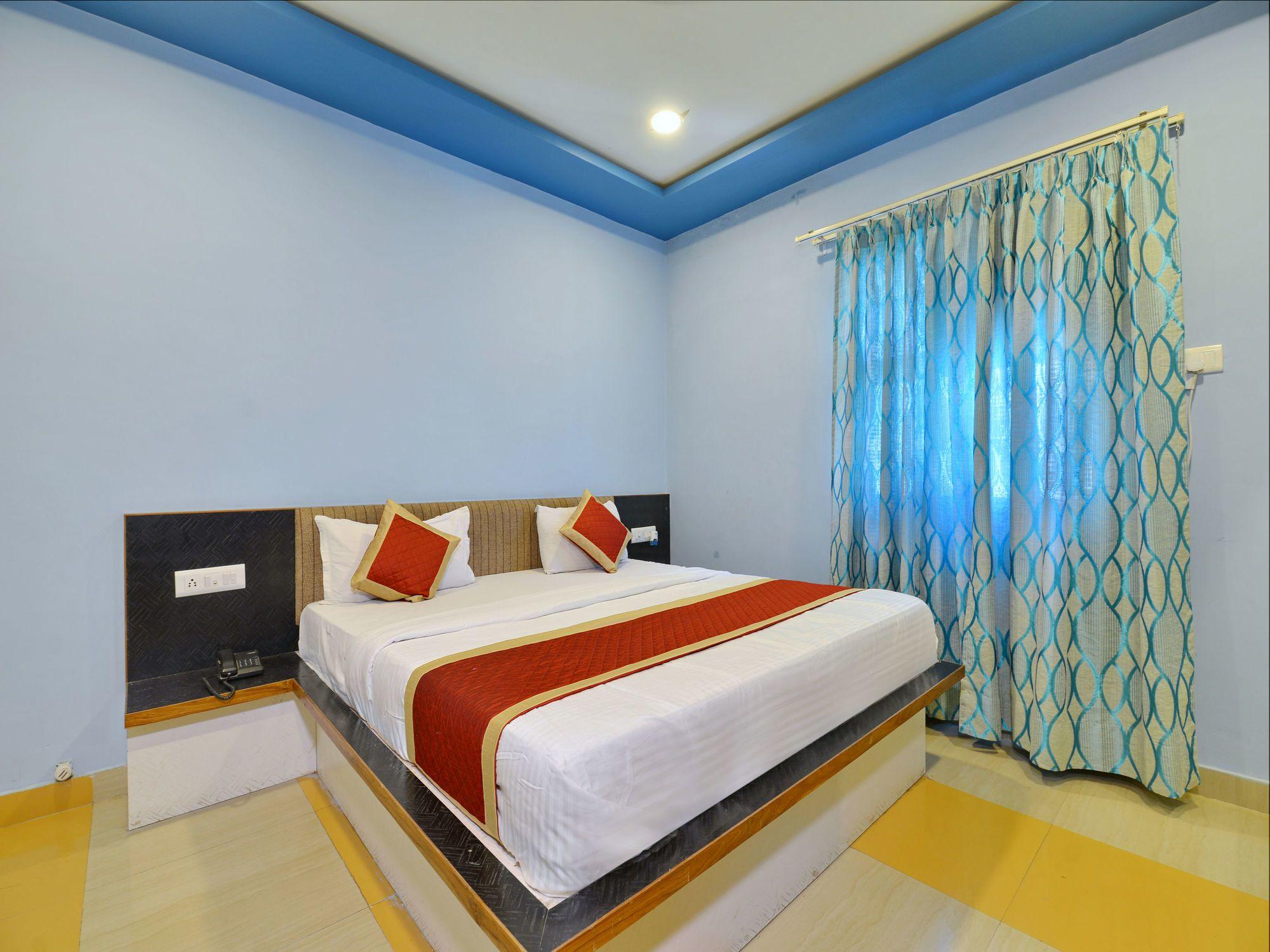 Oyo 2061 Hotel New Holiday Inn Аджмер Экстерьер фото